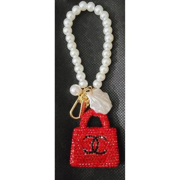 Red Rhinestone Handbag Charm Faux Pearl Wristlet Keychain Shell Detail Gold Tone - Picture 3 of 4